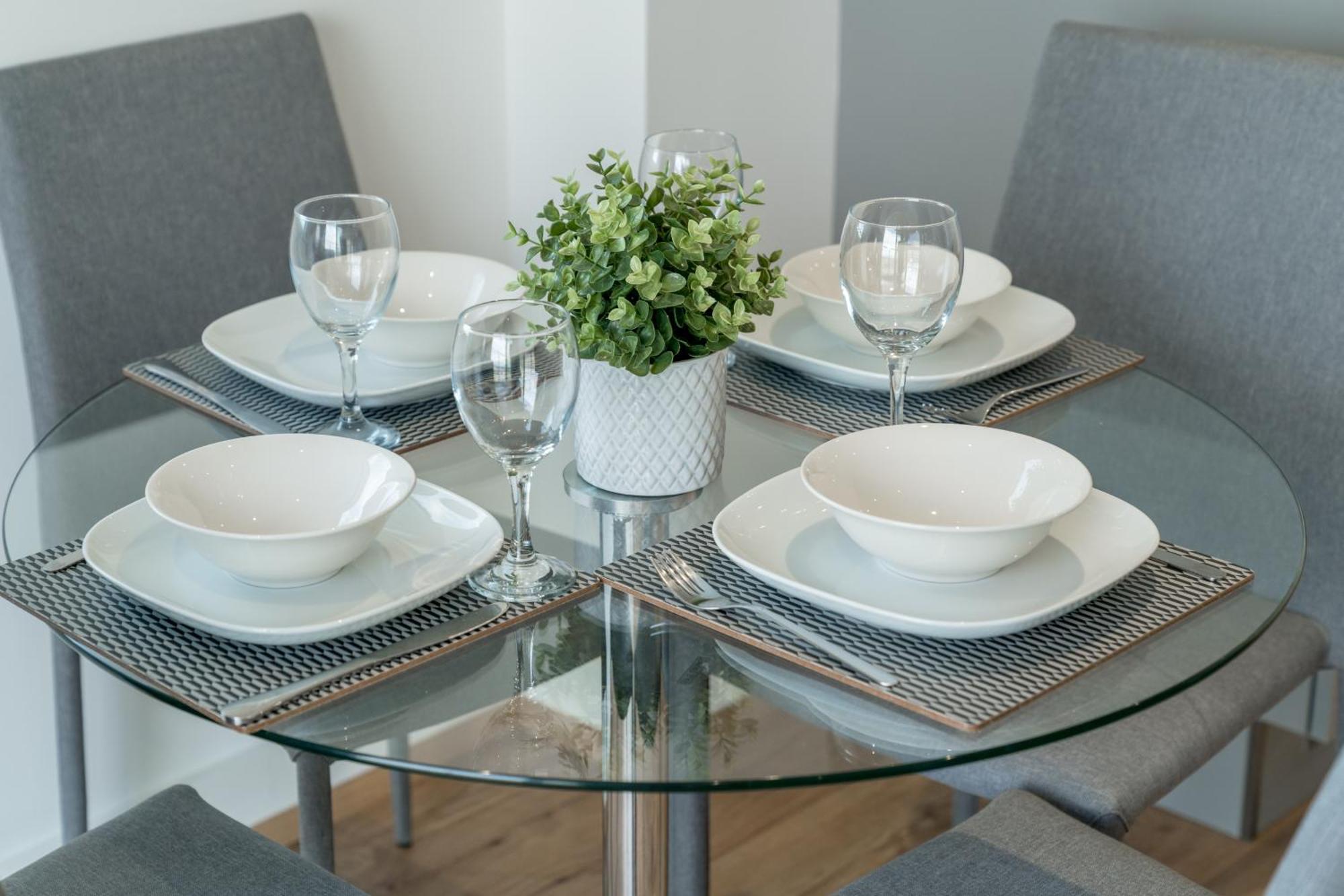 Skyvillion - London River Thames Top Floor Apartments By Woolwich Ferry, Mins To London Excel, O2 Arena , London City Airport With Parking Екстериор снимка
