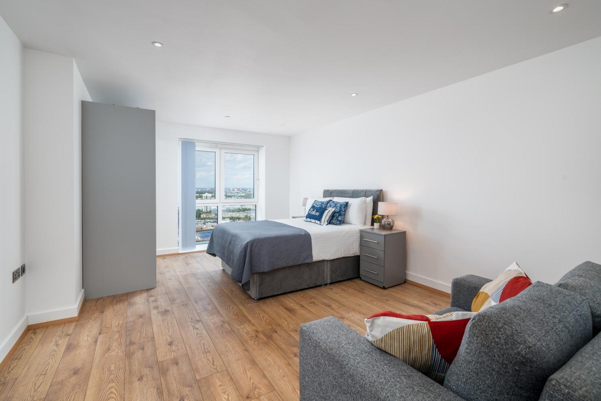 Skyvillion - London River Thames Top Floor Apartments By Woolwich Ferry, Mins To London Excel, O2 Arena , London City Airport With Parking Екстериор снимка