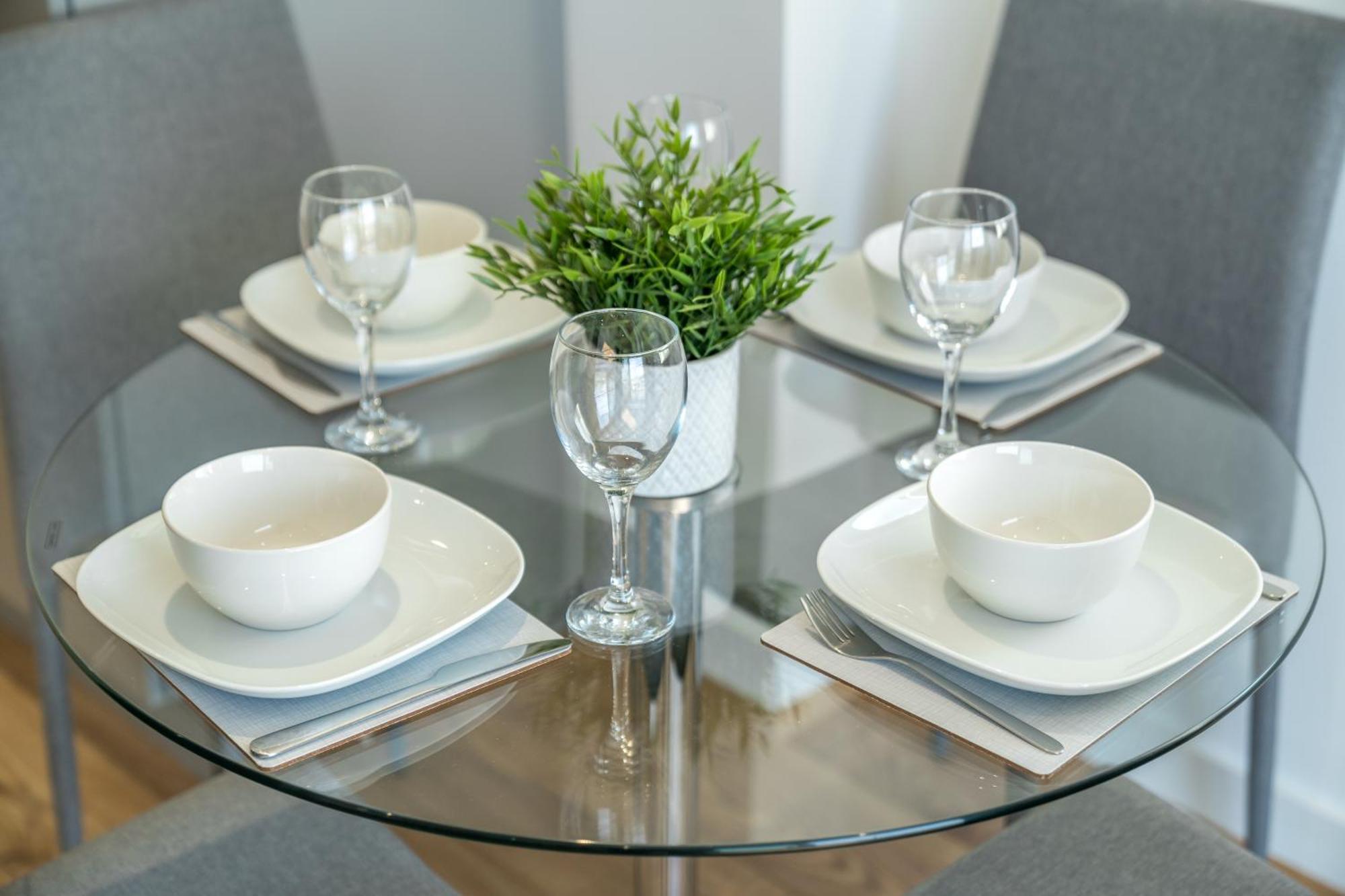 Skyvillion - London River Thames Top Floor Apartments By Woolwich Ferry, Mins To London Excel, O2 Arena , London City Airport With Parking Екстериор снимка